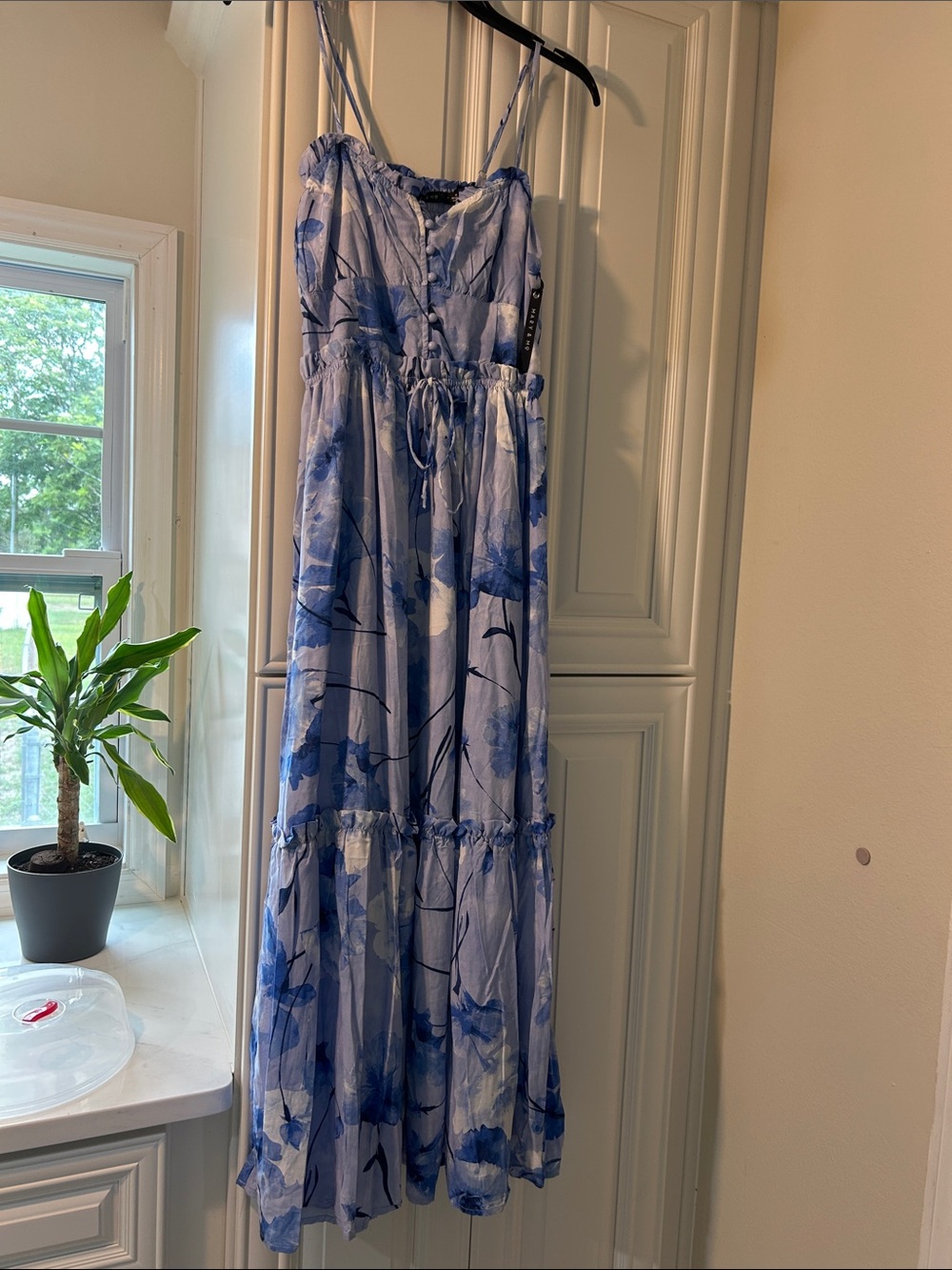 Mary & Mabel Blue Floral Tie-Waist Maxi Dress
